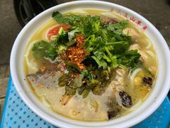 -文山荷鲜居(翠湖店)