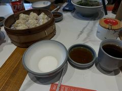 -馋三尺蟹粉小笼(人民广场店)