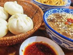 孜然肉包子-清真石家包子(大皮院总店)