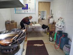 -邓记新一代糖油果子(四川煤管局供销公司职工宿舍店)