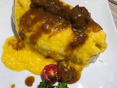 流金闪耀咖喱牛肉蛋包饭-必胜客(联投东方店)