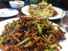 奇香牛肉丝-谢虢彬名厨私房菜