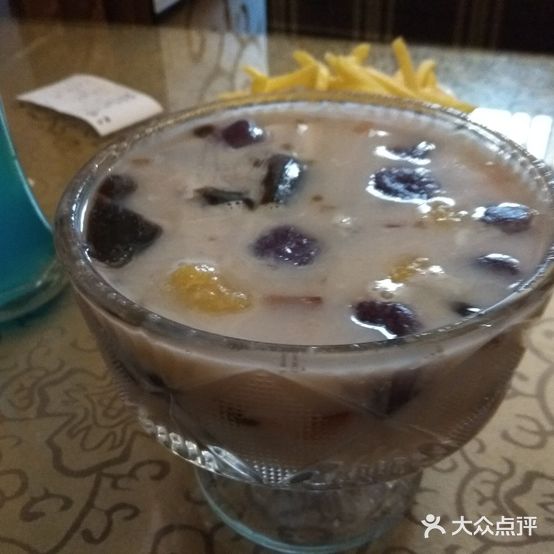 爱尚摩登·休闲茶餐厅(四川乐山沙湾好吃街店)