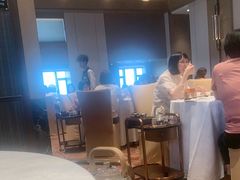 -景月阁空中食府(希尔顿酒店)
