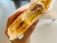 芋泥咸蛋黄米面包-喜茶(广州番禺奥园广场店)