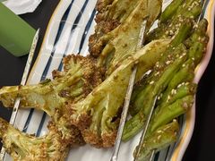 -许哥东北烧烤·铁丳烤串·宫后夹肉(繁花中心店)