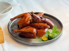 脆皮多汁乳鸽-悦景酒家(罗湖店)