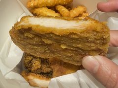 -麦当劳(世界城广场店)
