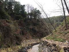 -梅岭月亮湾山体公园