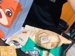 -三只松鼠(正弘城店)