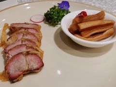 咸蛋黄叉烧拼一口脆-红棉中餐厅·广州海航威斯汀酒店