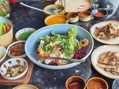 -雾山韩式烤肉·海南糟粕&椰子鸡火锅·海景餐厅(三亚绿发山海天JW万豪酒店)