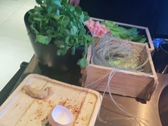 -辣伍鲜毛肚老火锅(元一店)