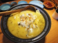 能喝汤的酸菜鱼-九锅一堂酸菜鱼(学府凯德店)
