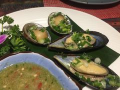 -忘忧草融合私房菜(红鼎国际店)