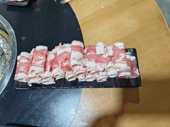 -果松木炭酸菜铜火锅·外婆参鸡汤