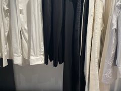 -GIVENCHY(佛罗伦萨小镇奥莱店)
