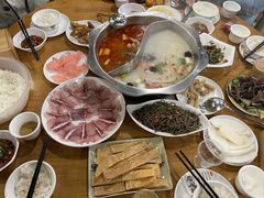 -瓜西西重庆火锅(花溪店)
