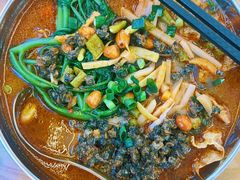 -狼狼一碗螺蛳粉·24小时营业