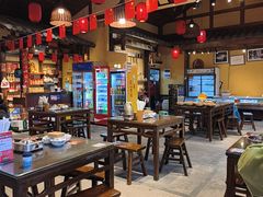 -富正毅三下锅·湘西韵味(天门山索道店)