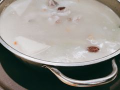 -滇香肴·云南菜蒸汽石锅鱼(云南北路店)