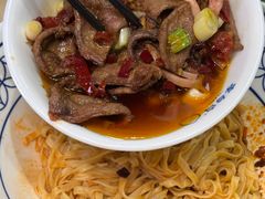 -李与白包子铺(桐梓林店)
