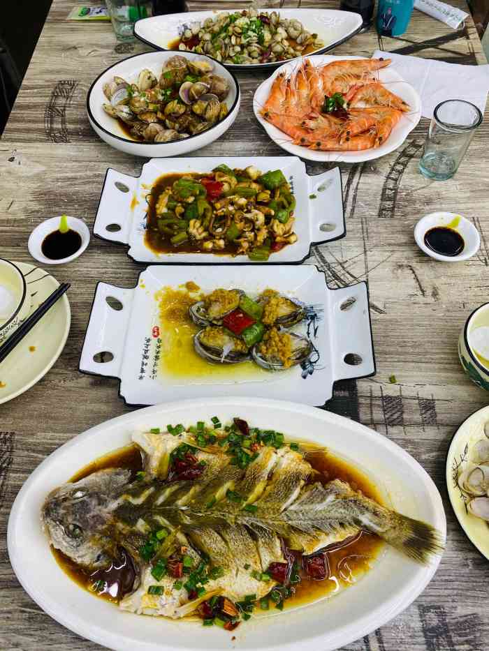 渔缘海鲜大排档(沈家门分店)-"上海过于闷热 就带家人来舟山避暑了 歪