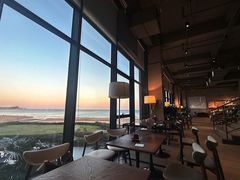-青岛朗艺美术馆·海景咖啡