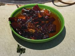 -洞庭洲·防空洞火锅·铜锅涮肉·烧烤(新百广场店)