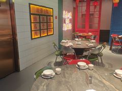 -黄弟大排档·湖南菜·小龙虾·小海鲜(凯旋北路店)