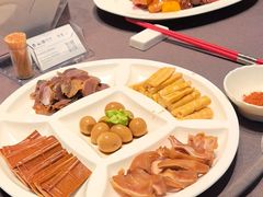 -香山湖家家宴(中山陵店)