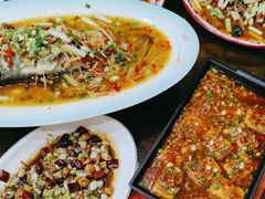 -盐与味葱葱鲫鱼•自贡菜江湖菜(春熙店)