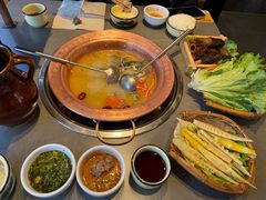 -阿婆情腊排骨火锅·野生菌季(古城旗舰店)