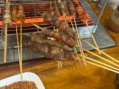 -哈尔滨小酒馆·鲜肉现穿自助烧烤(康新花园店)