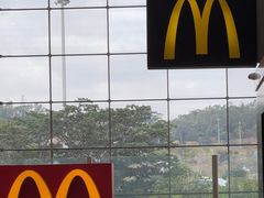 -麦当劳(深圳北站高铁店)