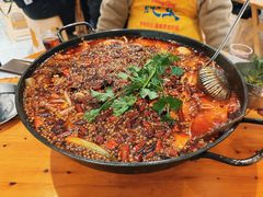 -鸿顺老铁锅美蛙鱼府(解放碑店)