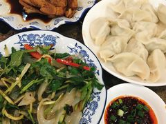 -周家大连水饺(美专校街店)