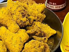 -BHC炸鸡(明洞总店)