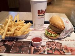 -The Habit Burger Grill 哈比特汉堡(复兴soho店)