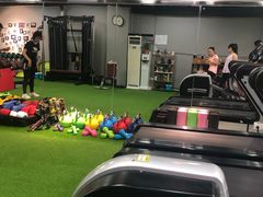 -征成健身连锁私教工作室(九公里店)