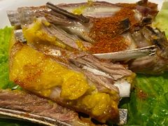 馕坑果木烤羊排-巴扎美食·新疆菜·西域歌舞表演餐厅(新疆大厦店)