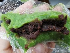豆沙青团-许阿姨糕团店(南京总店)
