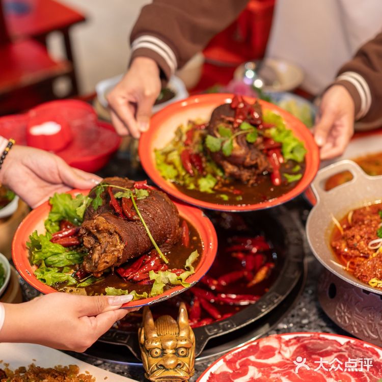 百园路新天润罗马天街3号商业街1层101铺