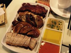 -新大咀港式茶餐厅(宝山万达店)