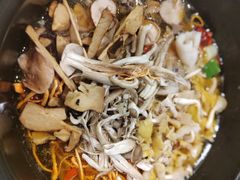 -菌乡缘·野生菌蒸汽鱼火锅(江边夜市店)