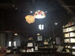 -良友书坊(安徽路店)