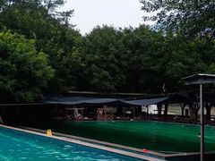 -龙泉山庄
