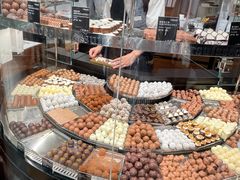 -Laderach 莱德拉(上海环贸iapm店)