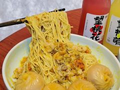 -裕兴记•蟹黄面馆(人民广场店)