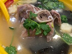 大骨头粉丝汤-小杨生煎(香港名都店)